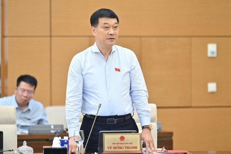 CAM XE XANG 11 8