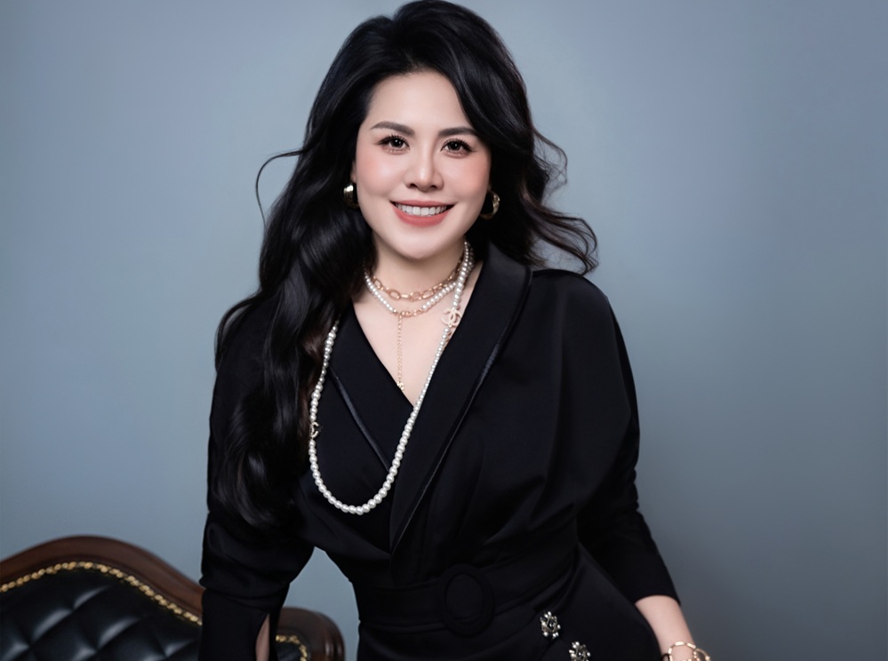 a hau bich ngoc 24 9