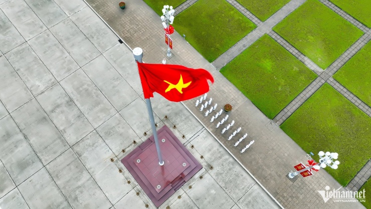 quang truong ba dinh
