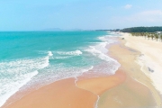 Hồ Tràm 'viên ngọc ẩn' hút khách cuối tuần ở phía Nam