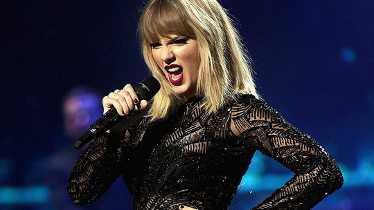 taylor swift khen va che tapchithoidai