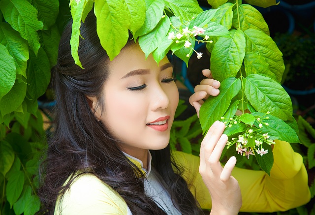 ve dep thuan khiet cua dien vien thuy duong wshowbiz 10