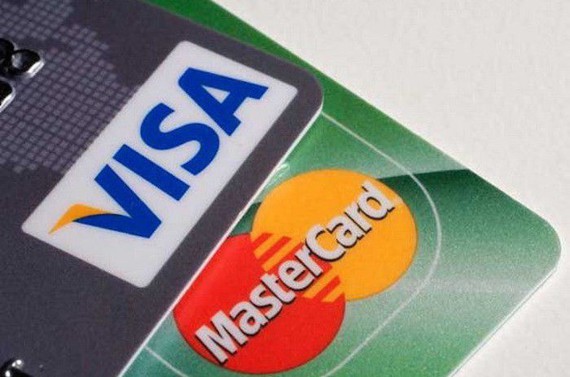 visa mastercard khong giam phi