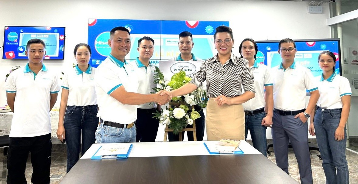 le ki ket hop tac va cong bo co van chien luoc cua thuong hieu hisense commercial display TOANCANHBAOCHI