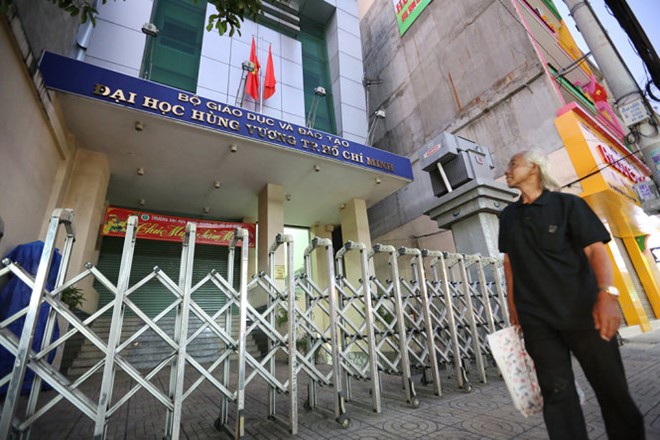 DH Hung Vuong cho nghi toan bo giang vien 