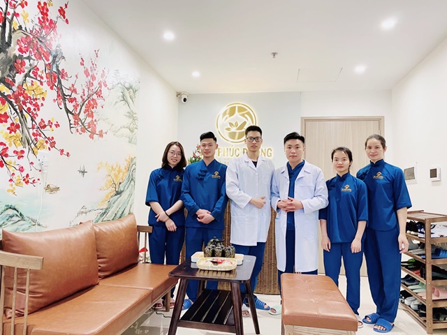 phong kham tue phuc duong cham soc suc khoe bang phuong phap dong y vat ly tri lieu toancanhbaochi 2