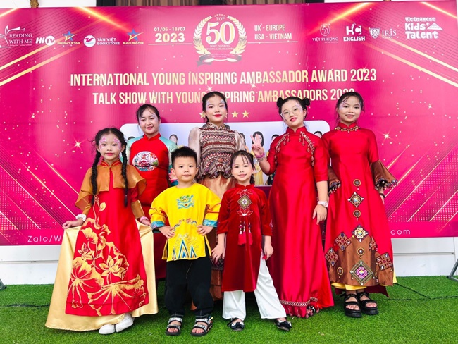 gala vinh danh top 50 dai su tre truyen cam hung 2023 dien ra thanh cong o daklak toancanhbaochi11