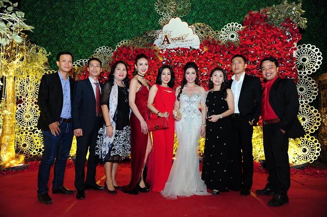khai truong spa angebeauty.4
