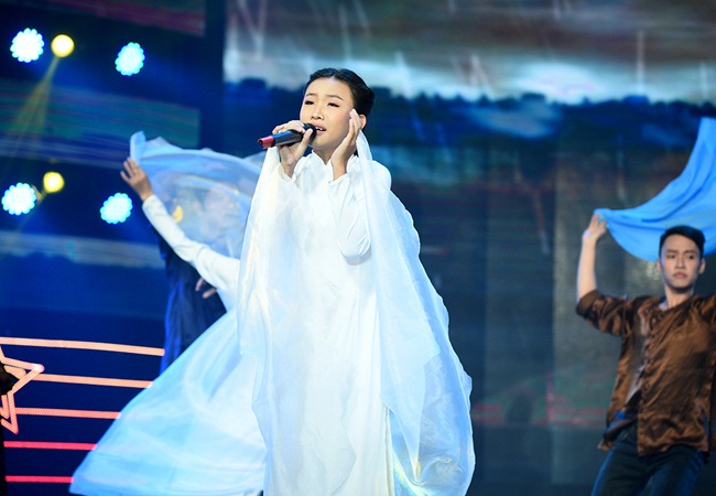 nsnd bach tuyet quan long voi tiet muc cua con gai danh hai duy phuong.18