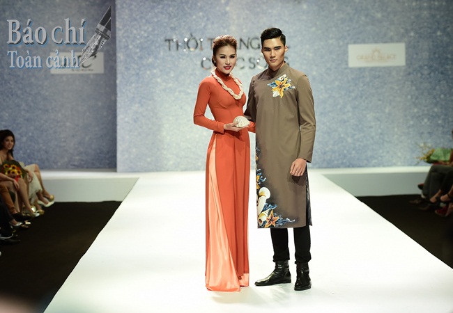 kim yen bst song bien thoi trang cuoc song