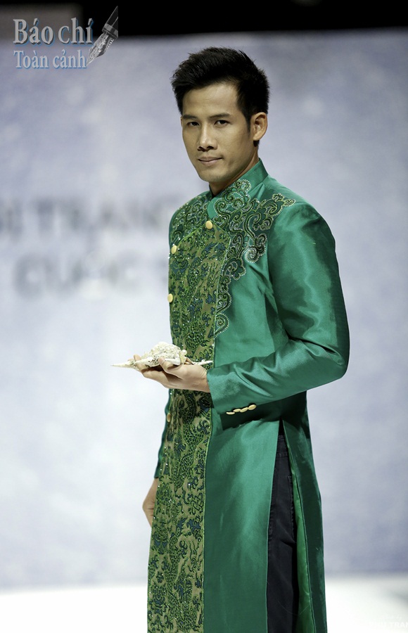 thanh thuc bst song bien thoi trang cuoc song