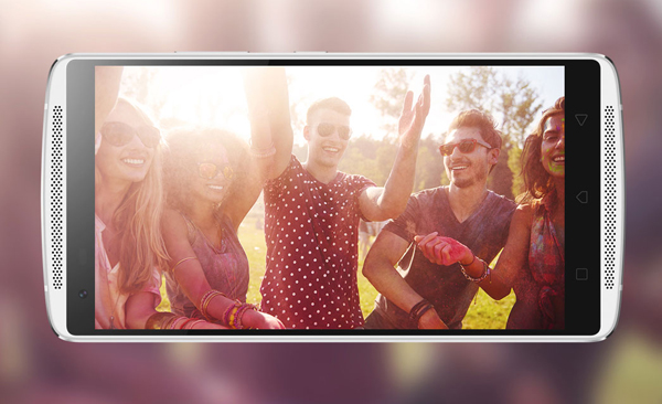 bo doi smartphone am thanh chat tu lenovo toancanhbaochi.net