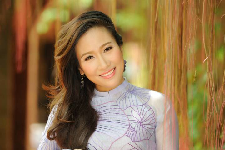 van khanh tinh khuc vuot thoi gian.toancanhbaochi.net