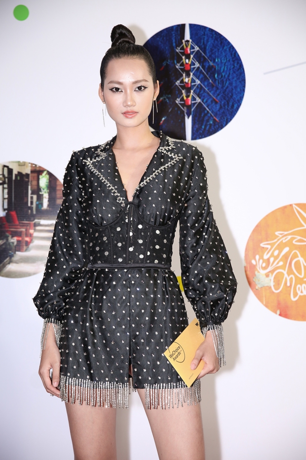 mac trung kien xuat hien chuan soai ca cung top 15 the face 3a8689e3