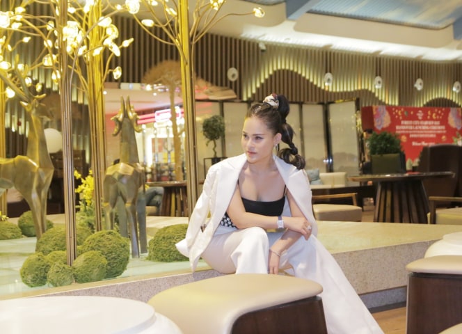 a hau huynh mai