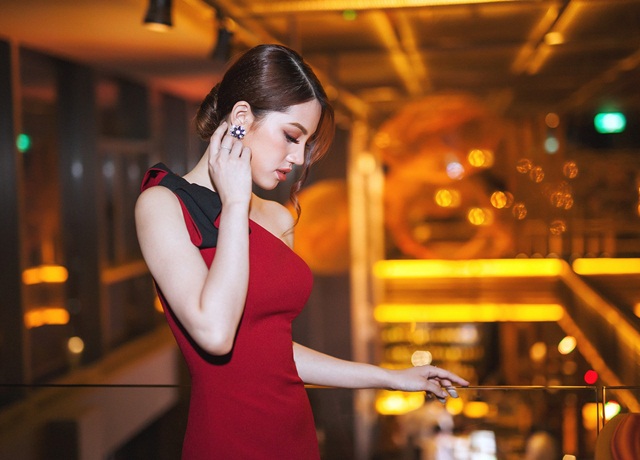 hoa hau jolie nguyen su kien 12
