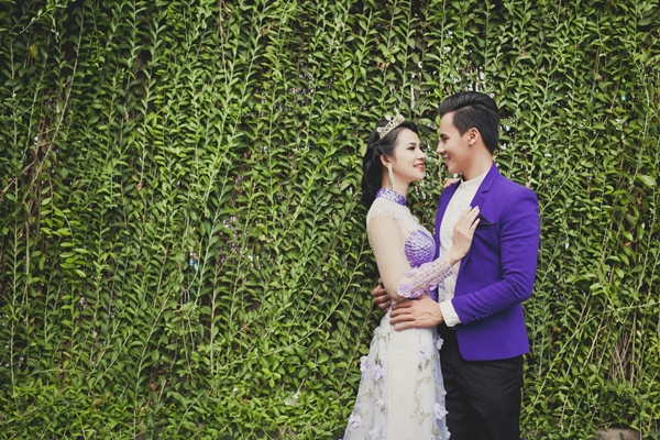 ho van phuc ly thien truc hanh phuc trang phuc cuoi showbiz 3