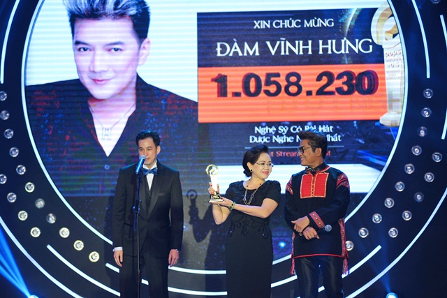 ton vinh pops 8