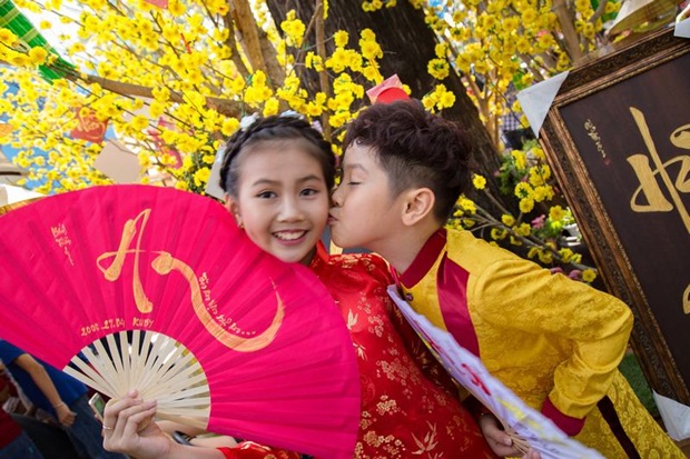 ben lee ao dai xuan 3