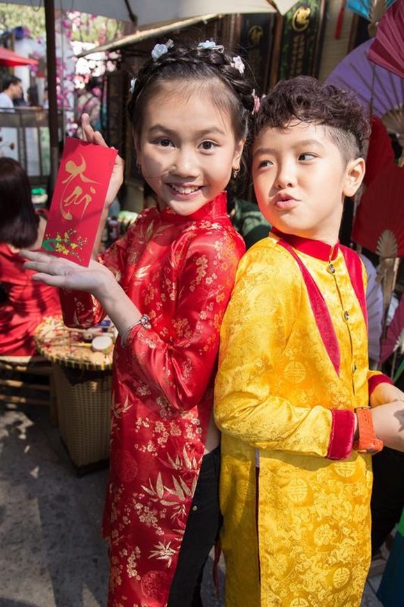 ben lee ao dai xuan 6