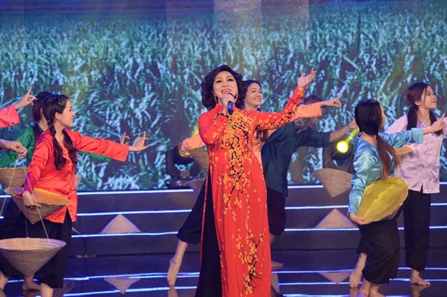 ngoc lan huu chau 4