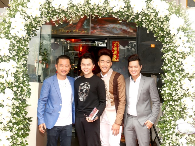 dinh phuoc phat hanh bo doi album mung sinh nhat sao365 11