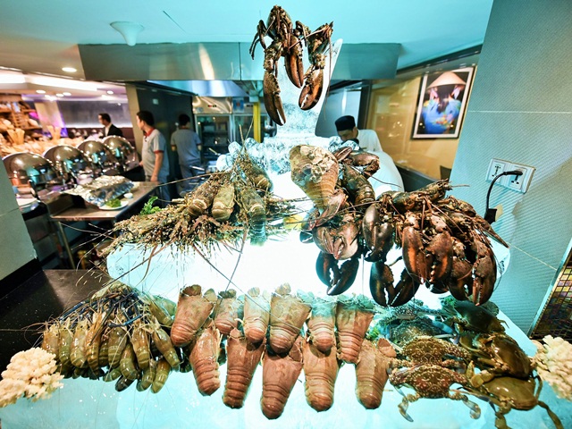 Seafood buffet