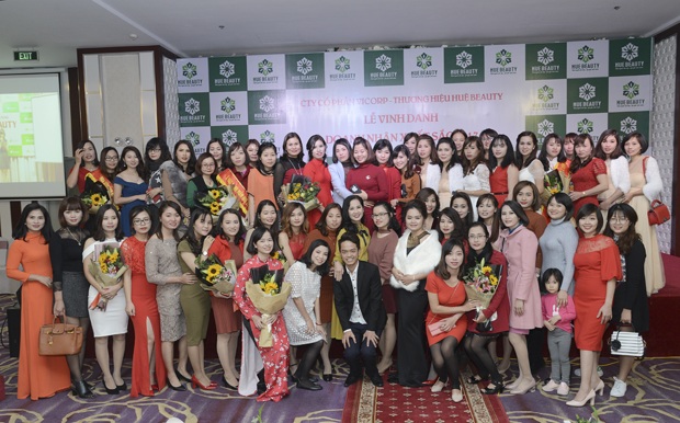 doanh nhan xuat sac tapchithoidai
