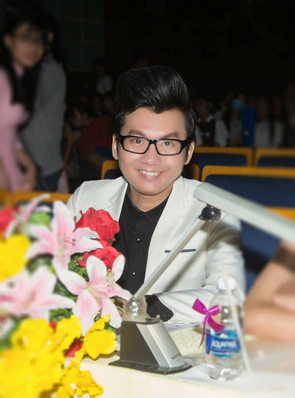 ky quoc dat tapchithoidai 8