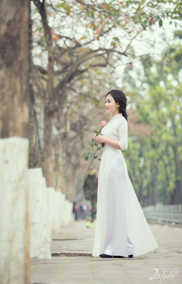 le thi phuong tapchithoidai 1