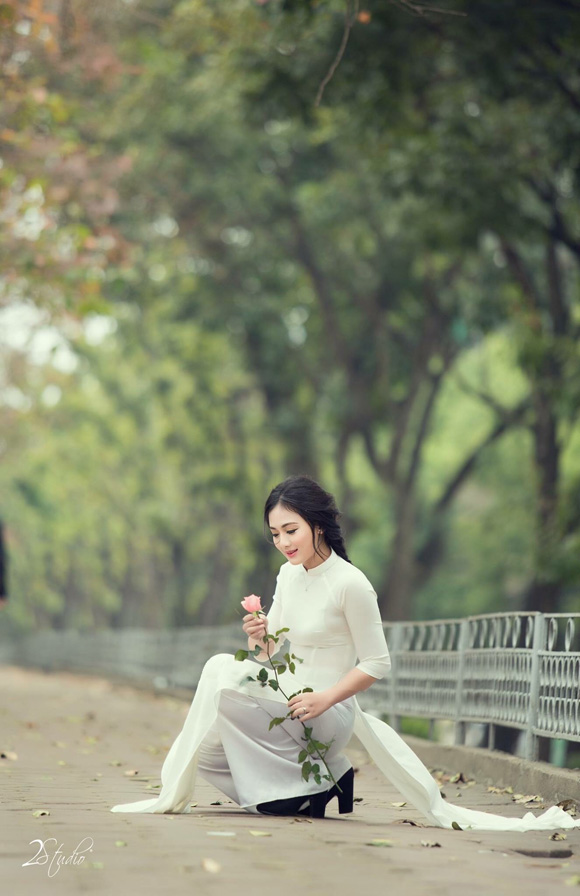 le thi phuong tapchithoidai 5