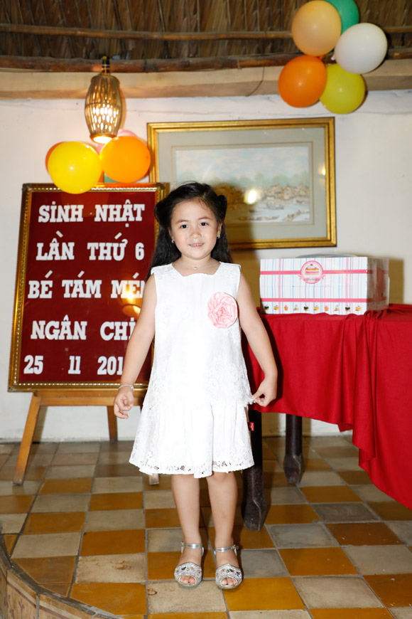 sinh nhat ngan chi tapchithoidai 2
