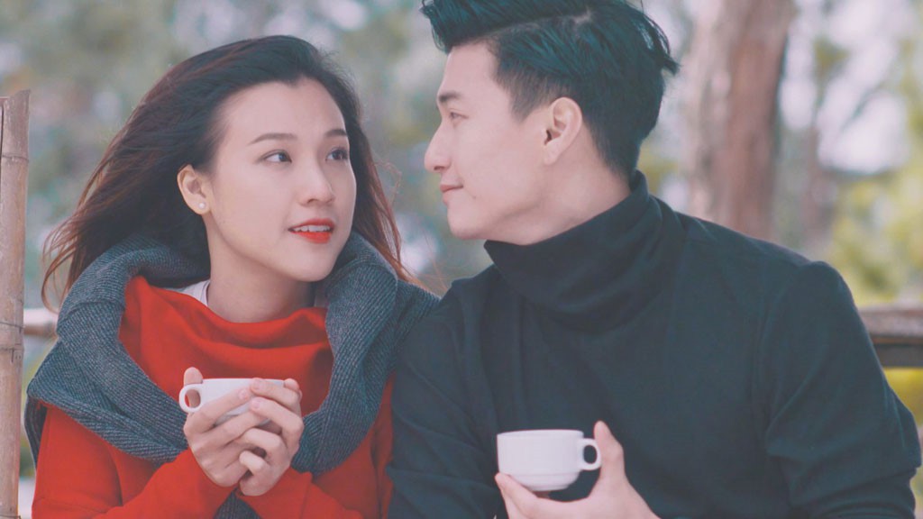 huynh anh4 hoang oanh su nghiep