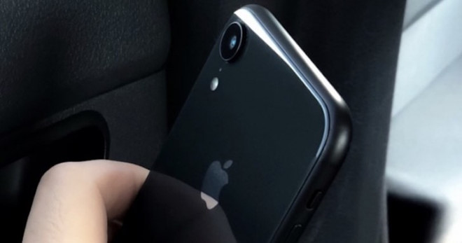 iphone xc ra mat