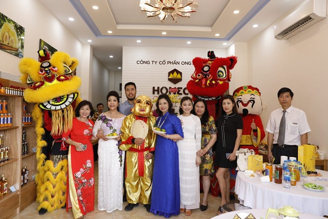 ong tam dao honeco tapchithoidai 4