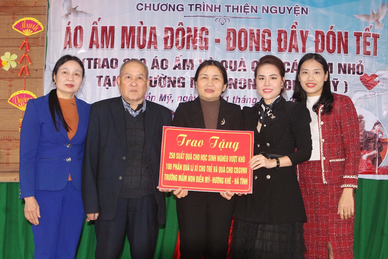ao am mua dong dong day don tet 2