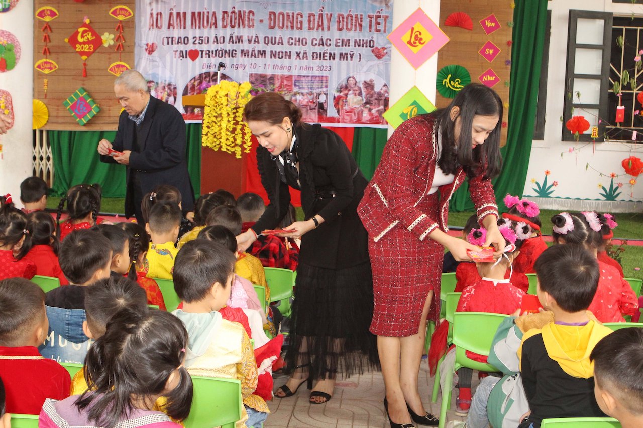 ao am mua dong dong day don tet 4