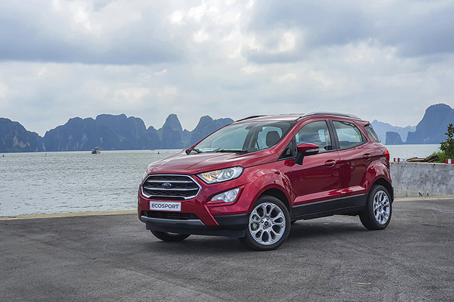 Ford Viet Nam trieu hoi hon 300 xe Ecosport vi loi he thong dien