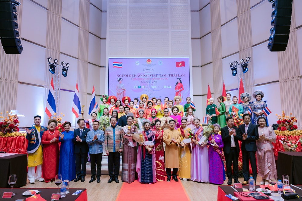 HH AO DAI THAI LAN 28 83