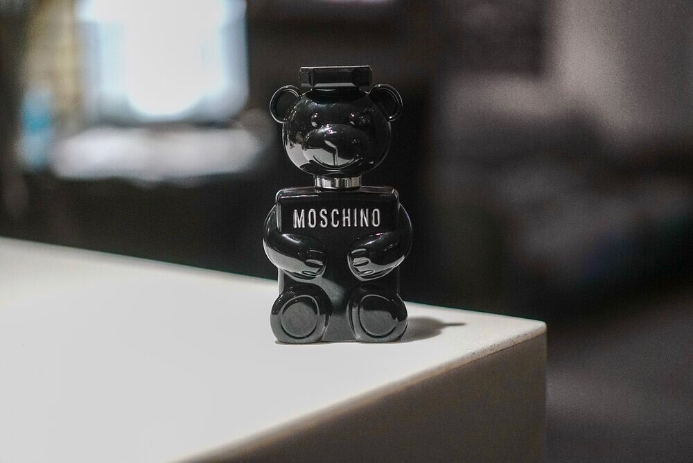 Moschino Toy 2 Bubblegum Fragrance Campaign04 1