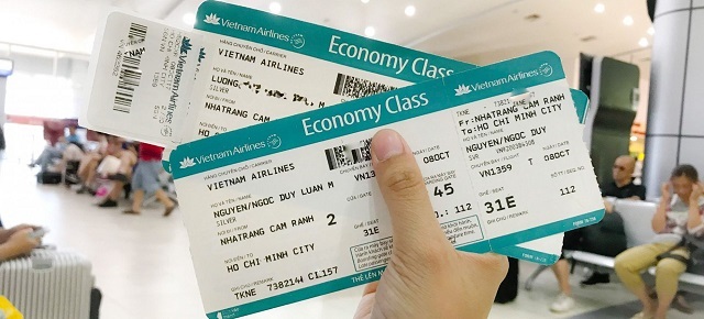 dat ve may bay vietnam airlines banner