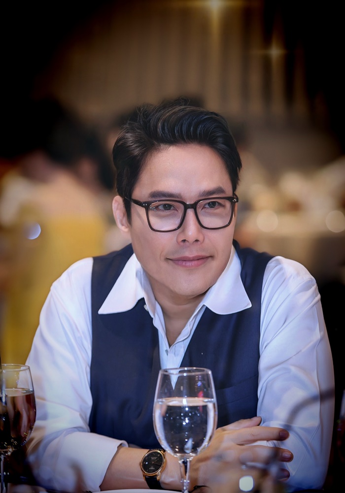 hoang vu quy ong thoi dai 6 5 25 4