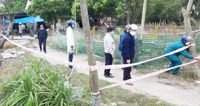 mong cai cang day phong toa