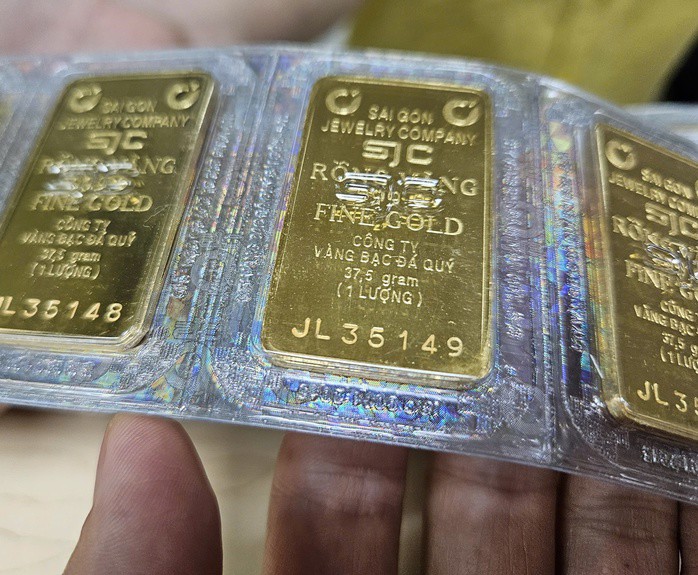 Sáng 29-1, tăng sốc, giá vàng miếng SJC vượt 190 triệu đồng/lượng